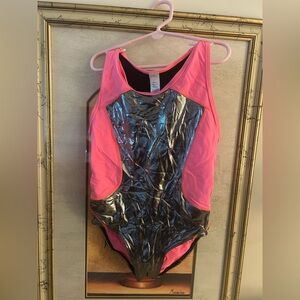 IVIVIREA Pink and Silver Athletic Leotard SIZE 12 Brand New